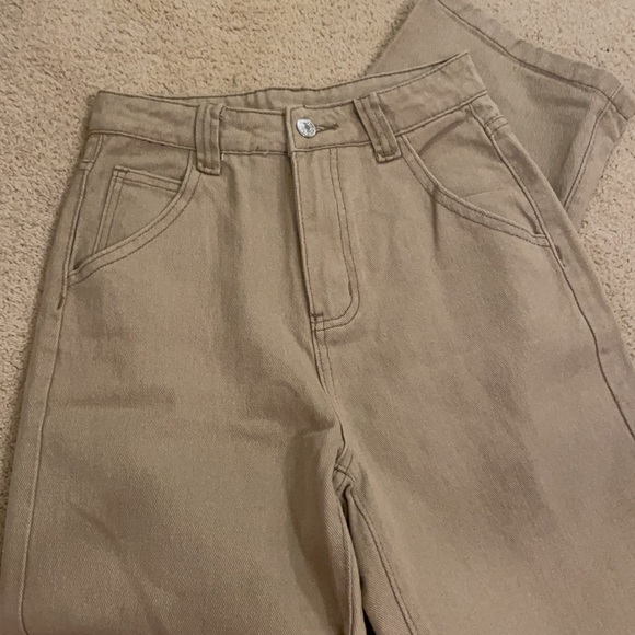 SHEIN 90’s style khaki jeans - Picture 2 of 3